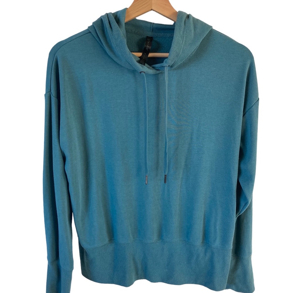Gaiam Womens Medium Teal exaggerated sleeve pullover.